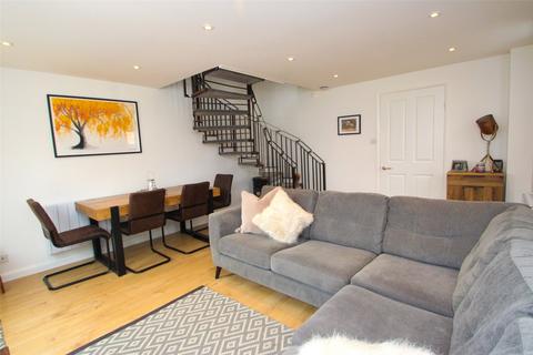 6 Botley Gardens, Southampton, SO19 0SW