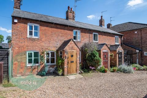 3 bedroom cottage for sale, Aylesbury HP17