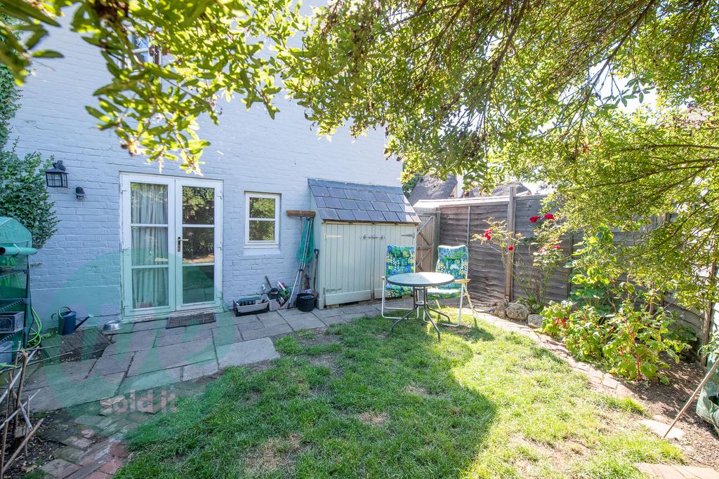 Estate agents in aylesbury-12