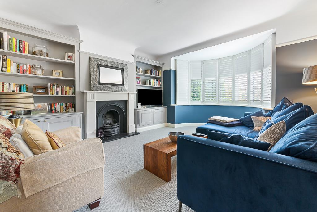 Shelvers Way, Tadworth KT20 4 bed semidetached house for sale £895,000