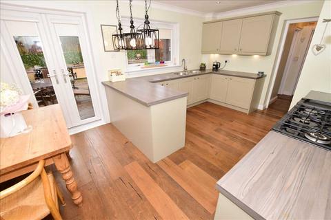 7 Alberta Avenue, Coatbridge, ML5 1QL