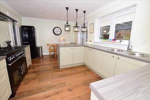 7 Alberta Avenue, Coatbridge, ML5 1QL