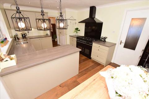 7 Alberta Avenue, Coatbridge, ML5 1QL