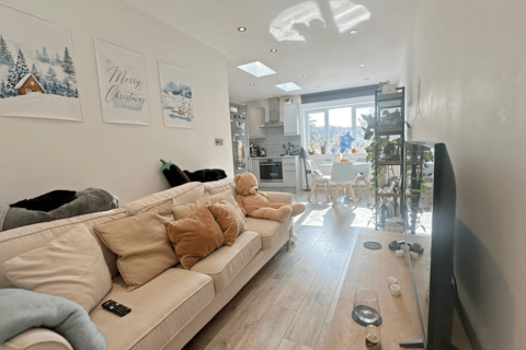 3 bedroom flat to rent - 347a Upper Richmond Road West, SW14