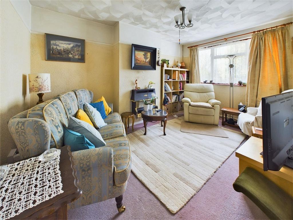 Hawkins Crescent, Shoreham by Sea 4 bed semidetached bungalow £425,000