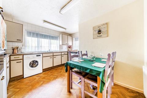undefined, Marden Crescent, Bexley