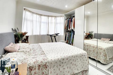 53 Frederick Road, Rainham, RM13 8NR