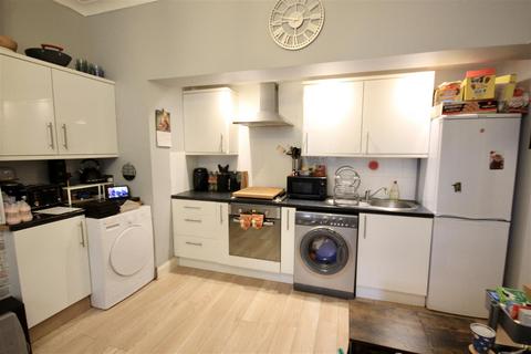 2 bedroom apartment for sale, Southcote Road, Boscombe, Bournemouth