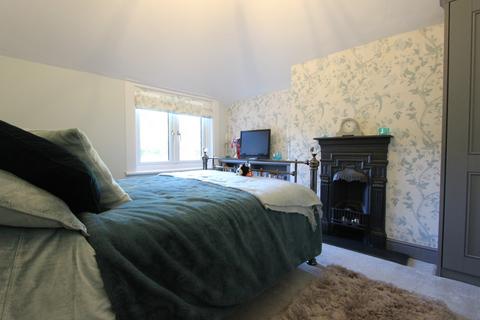 4, Railway Cottages Station Road, Martin Mill, Dover, CT15 5JZ