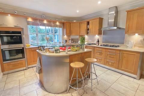 1a Cliff Drive, Poole, BH13 7JD