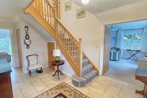 1a Cliff Drive, Poole, BH13 7JD