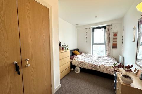 2 bedroom flat to rent - Whitehall Quay, Leeds, West Yorkshire, UK, LS1