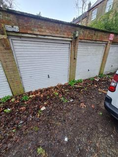 Garage to rent, Fairhazel Gardens, London, NW6