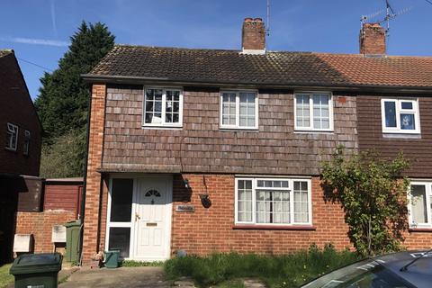 1 bedroom in a house share to rent, Cabell Road, Westborough, GU2