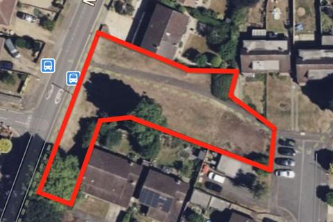 Land for sale - Part of Land On The East Side Of Mentmore Road, Leighton Buzzard, Bedfordshire, LU7 2UW