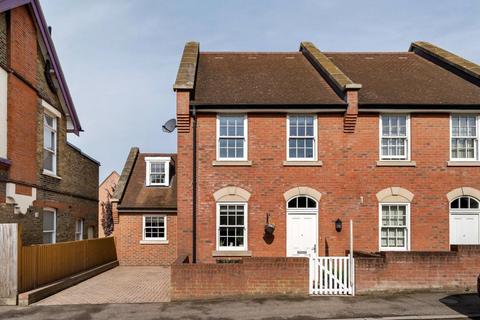 3 bedroom semi-detached house for sale - Nickleby Cottages, Church Street, Lower Higham, Kent, ME3