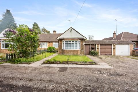 3 Broadbridge Lane, Smallfield, Horley, RH6 9RE