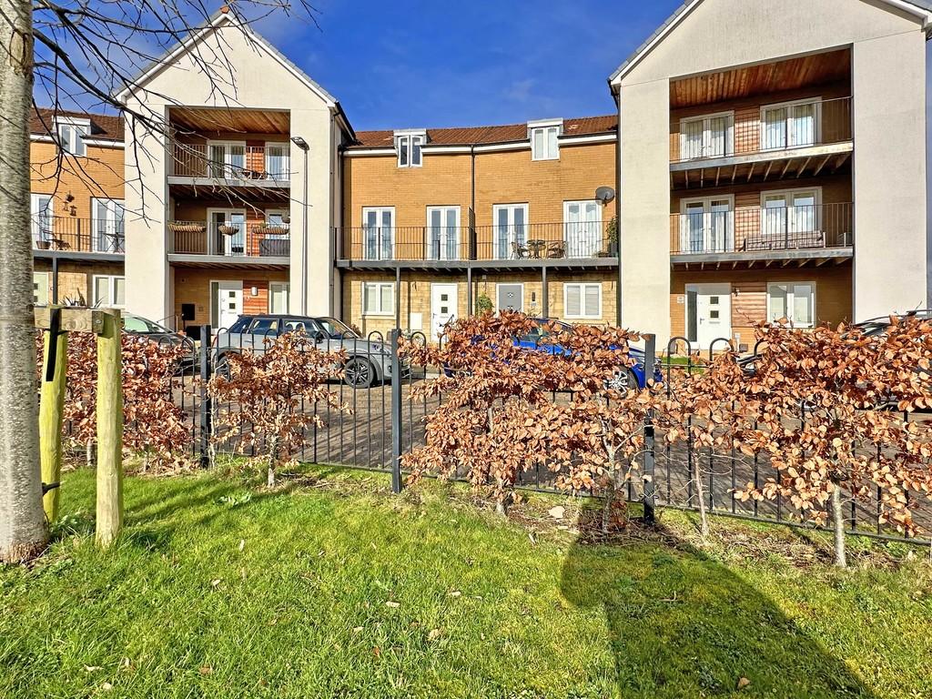 Admiral Way, Exeter 4 bed townhouse £425,000