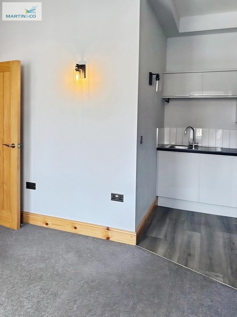Ab1415e4-living 20room 20kitchen 20flat 201