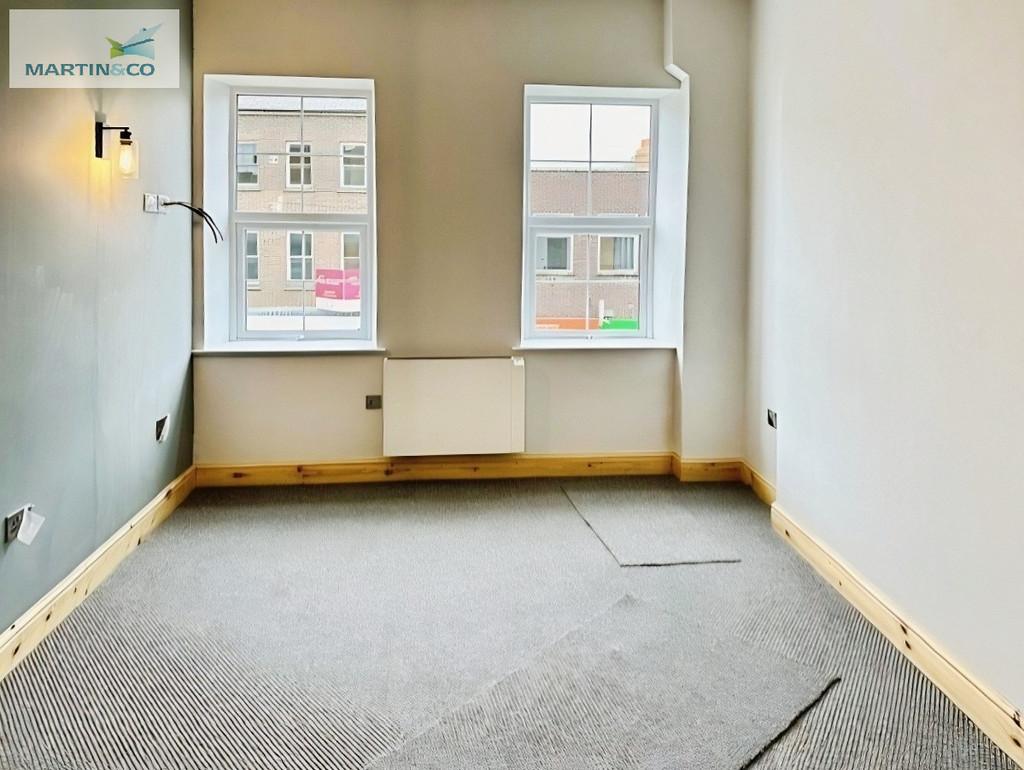 31458588-bedroom 202 20flat 201