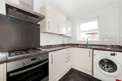 Flat 3, 19 Normanton Road, South Croydon, CR2 7JU