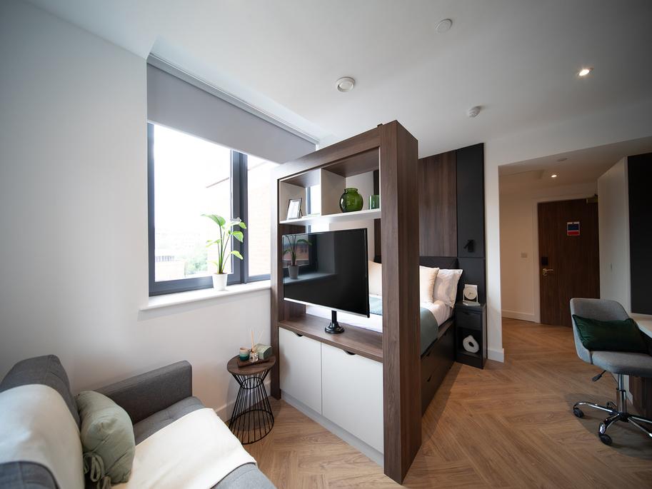 Apartment in Leeds - View 4