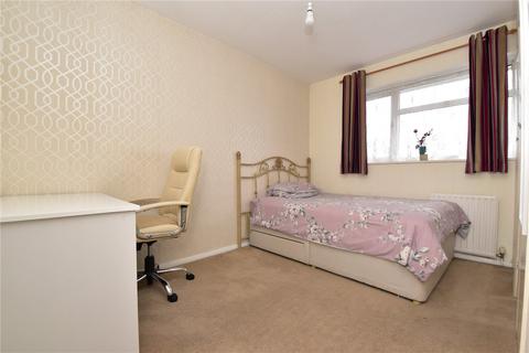 7 Phillips Close, Dartford, DA1 3HB