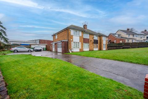 2 bedroom ground floor flat for sale - Celyn Avenue, Cardiff
