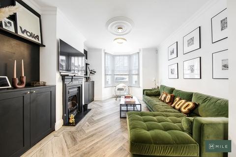 3 bedroom terraced house for sale - Waldo Road, London NW10