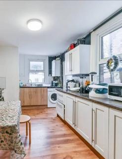 3 bedroom terraced house for sale, London SE19