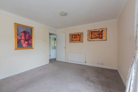 2 bedroom apartment to rent, Woodhurst North, Ray Mead Road