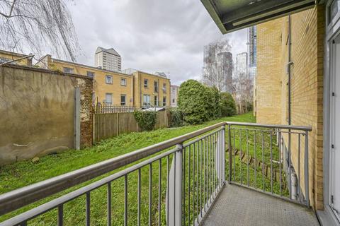 2 bedroom flat for sale, Turner House, Canary Central, Canary Wharf, London, E14