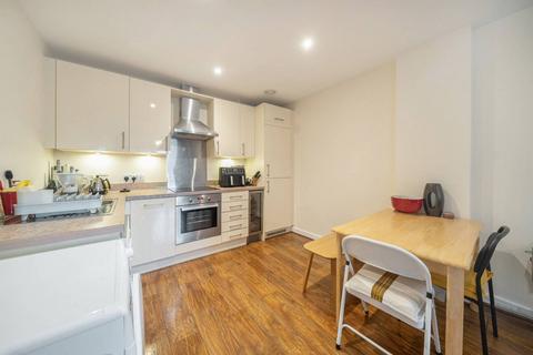 Luminosity Court, Ealing, London, W13