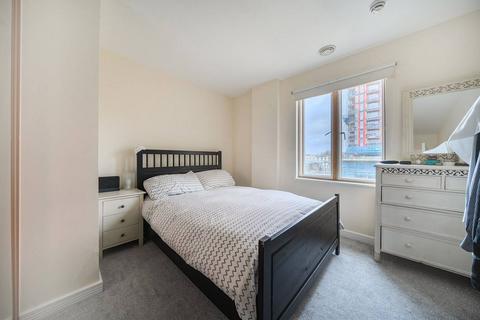 1 bedroom flat for sale, Luminosity Court, Ealing, London, W13