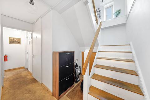 undefined, Lucey Way, Bermondsey, London, SE16