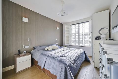 1 bedroom flat for sale, Carlton Hill, St John's Wood, London, NW8