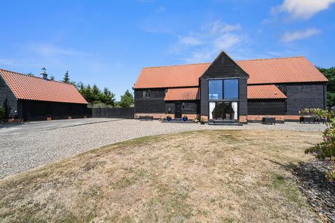 5 bedroom barn conversion for sale, Park Chase, St. Osyth, Colchester, Essex