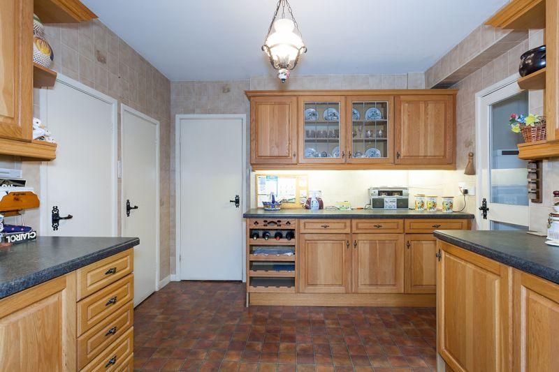 Kitchen d