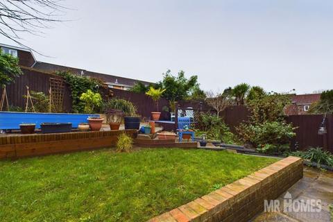 8 Bankside Close, Thornhill, Cardiff, CF14 9EQ