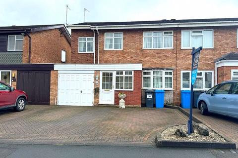 4 bedroom semi-detached house for sale, Lingfield Close, Great Wyrley, WS6 6LT