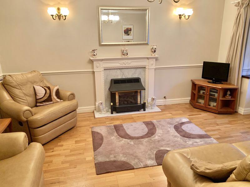 Lounge 1