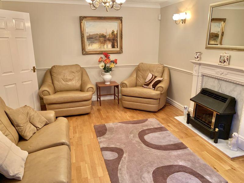 Lounge 3