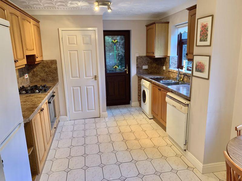 Kitchen 2