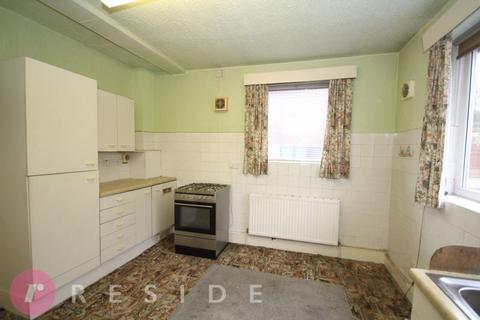 2 bedroom semi-detached bungalow for sale - Ladyhouse Close, Rochdale OL16