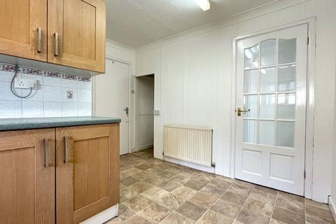 2 bedroom flat for sale, Westerly Court, Ilminster, Somerset TA19