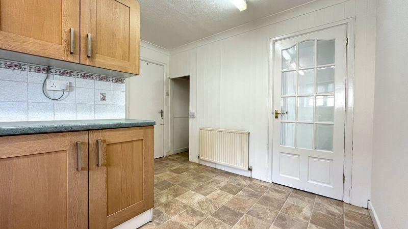 Kitchen Dining Area