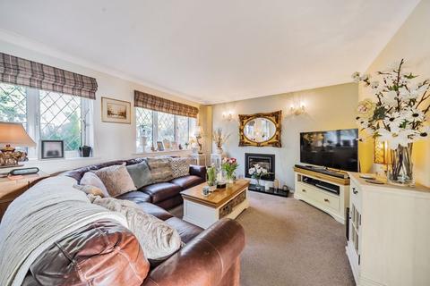 4 bedroom detached house for sale, Kingsley village