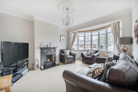 5 bedroom semi-detached house for sale, Corbets Tey Road, Upminster, RM14