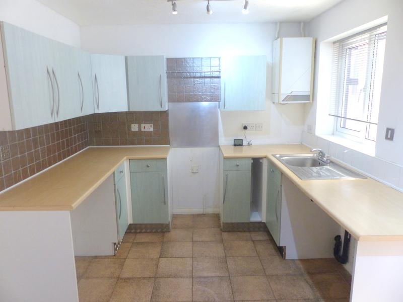 Richmond Drive, Mansfield Woodhouse... 3 bed semidetached house £750