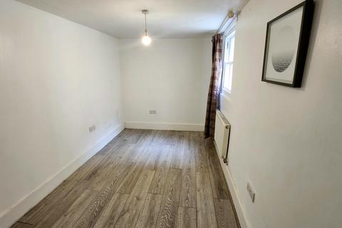 1 bedroom apartment to rent, Russell Square, Brighton